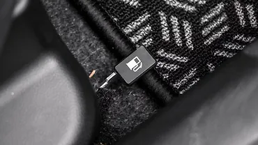 Renault Kiger Boot Release Lever/Fuel Lid Release Lever