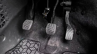 Renault Kiger Pedals/Foot Controls