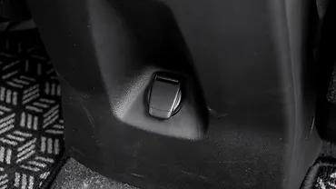 Renault Kiger Rear Row Charging Point