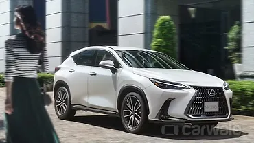 लेक्सस एनएक्स लेफ्ट फ्रंट थ्री क्वार्टर