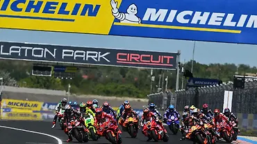 Ducati Panigale V4 Left Front Three Quarter