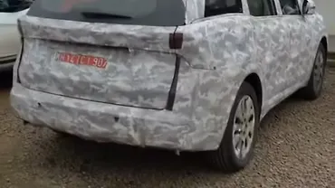 Mahindra XUV700 Facelift Spied Again: EV Imminent?
