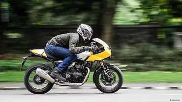Bajaj Open to the Idea of Triumph Thruxton 400R