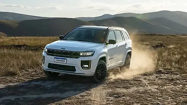 Jeep Meridian facelift previewed in Brazil as the 2026 Commander