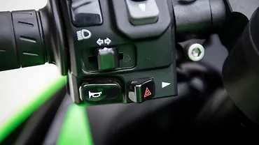 Kawasaki Ninja ZX-6R Horn Button