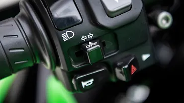 Kawasaki Ninja ZX-6R Turn Indicators Switch