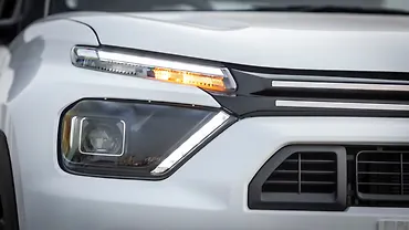 सिट्रोएन बसॉल्ट X ब्लिंकर