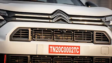 सिट्रोएन बसॉल्ट X फ्रंट बम्पर