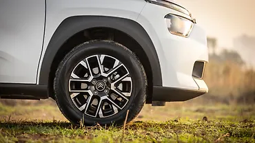 सिट्रोएन बसॉल्ट X सामने का फ़ेंडर