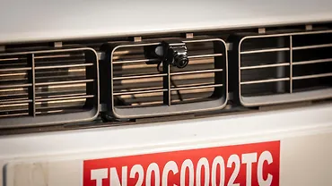 सिट्रोएन बसॉल्ट X Grille Camera Image