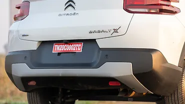 सिट्रोएन बसॉल्ट X रियर पार्किंग सेंसर