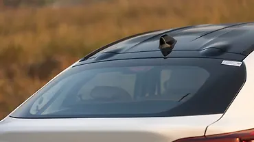 सिट्रोएन बसॉल्ट X रियर विंडशील्ड/विंडस्क्रीन