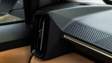 सिट्रोएन बसॉल्ट X फ्रंट पैसेंजर एयरबैग