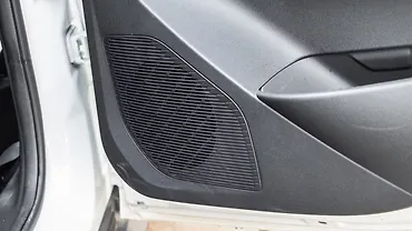 सिट्रोएन बसॉल्ट X रियर स्पीकर