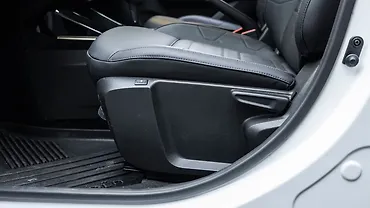 सिट्रोएन बसॉल्ट X सामने के पैसेंजर के लिए सीट एड्जस्टमेंट मैनुअल