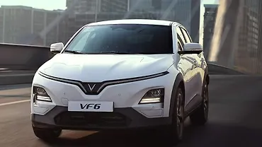 Vinfast VF 6 Launched at Rs. 16.49 Lakh: 59.6kWh, 468km, and More