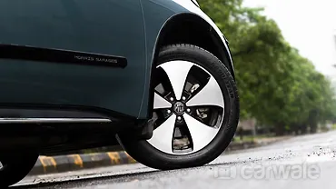 MG Windsor EV Wheel
