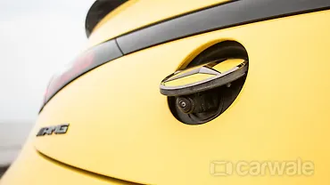 मर्सिडीज़ बेंज़ एएमजी CLE पिछला लोगो