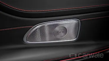 मर्सिडीज़ बेंज़ एएमजी CLE म्यूज़िक सिस्टम