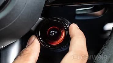 मर्सिडीज़ बेंज़ एएमजी CLE स्टीयरिंग व्हील