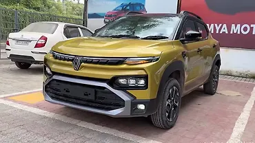 Renault Kiger Facelift Arrives at Local Dealerships