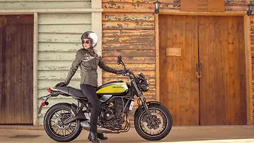 कावासाकी Z650RS की क़ीमत पर मिल रही है 20,000 रुपए की छूट!