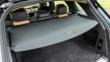 लैंड रोवर रेंज रोवर स्पोर्ट बूटस्पेस