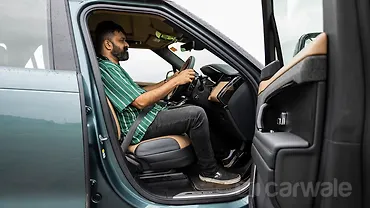 लैंड रोवर रेंज रोवर स्पोर्ट फ्रंट रौ सीट्स