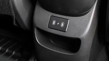 Hyundai Venue N Line USB Port/AUX/Power Socket/Wireless Charging