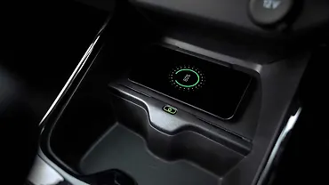 Citroen Aircross X USB Port/AUX/Power Socket/Wireless Charging