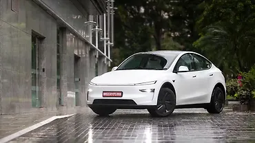 ईवी मार्केट में छाई टेस्ला! सितंबर 2025 में मॉडल Y के 60 से ज़्यादा यूनिट्स बिके ईवी मार्केट में छाई टेस्ला! सितंबर 2025 में मॉडल Y के 60 से ज़्यादा यूनिट्स बिके