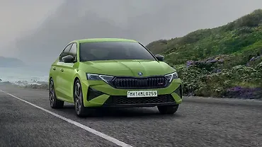 स्कोडा ऑक्टाविया RS; लॉन्च के पहले ही बुक हुई सारी यूनिट्स! स्कोडा ऑक्टाविया RS; लॉन्च के पहले ही बुक हुई सारी यूनिट्स!