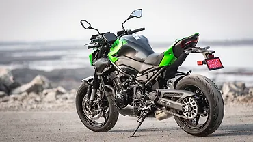 Z900 Rear View Kawasaki Z900 Rear Wheel Image – BikeWale
