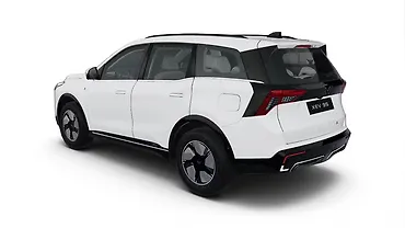 Mahindra XEV 9S Left Rear Three Quarter