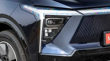 Mahindra XEV 9S Daytime Running Lamp (DRL)