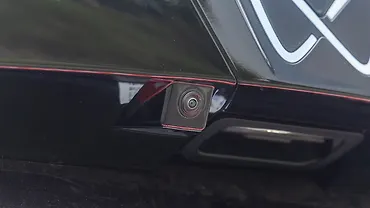 Mahindra XEV 9S Back camera