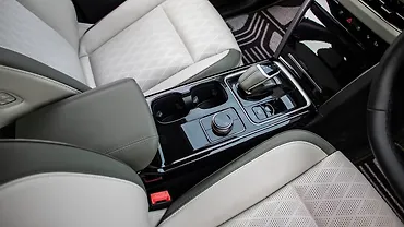 Mahindra XEV 9S Center Console/Centre Console Storage