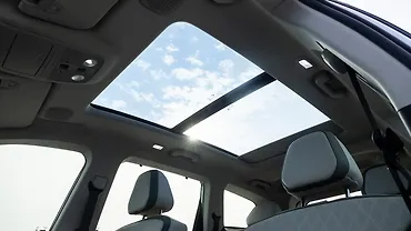 Mahindra XEV 9S Sunroof/Moonroof