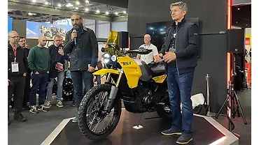 EICMA 2025: BSA Thunderbolt 334 ADV Breaks Cover