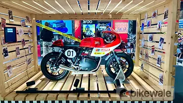 EICMA 2025 में रॉयल एनफ़ील्ड ने पेश की नई कॉन्टिनेंटल GT 750 बाइक!