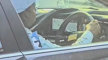 2026 हुंडई वरना फ़ेसलिफ़्ट का इंटीरियर हुआ लीक 2026 हुंडई वरना फ़ेसलिफ़्ट का इंटीरियर हुआ लीक