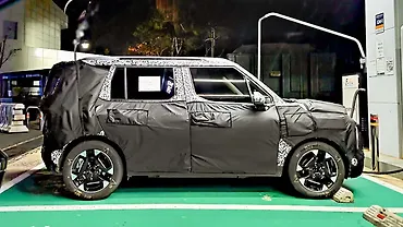 Kia Syros EV Right Side View