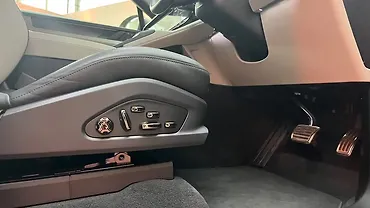 पोर्शे Cayenne Electric ड्राइवर के लिए सीट इलेक्ट्रिक सीट एड्जस्टमेंट