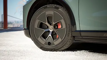 Porsche Cayenne EV Wheel