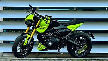 Triumph Viper 400: What is this One-off Custom