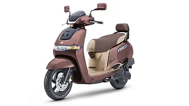 नवंबर में इलेक्ट्रिक वीइकल्स की बिक्री में दिखा टीवीएस के स्कूटर्स का दबदबा!