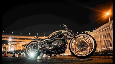 Royal Enfield Classic 650 and Guerrilla 450 form basis for VITA and Carolina Reaper custom builds