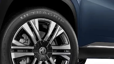 MG Hector Plus Rear Fender