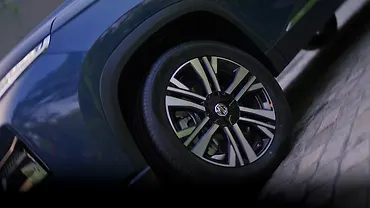 MG Hector Plus Wheel