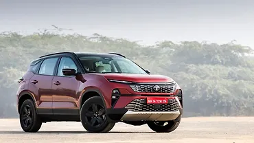 टाटा हैरियर और सफ़ारी के पेट्रोल वर्ज़न से उठा पर्दा; इंजन और वेरीएंट्स की जानकारी का हुआ ख़ुलासा 